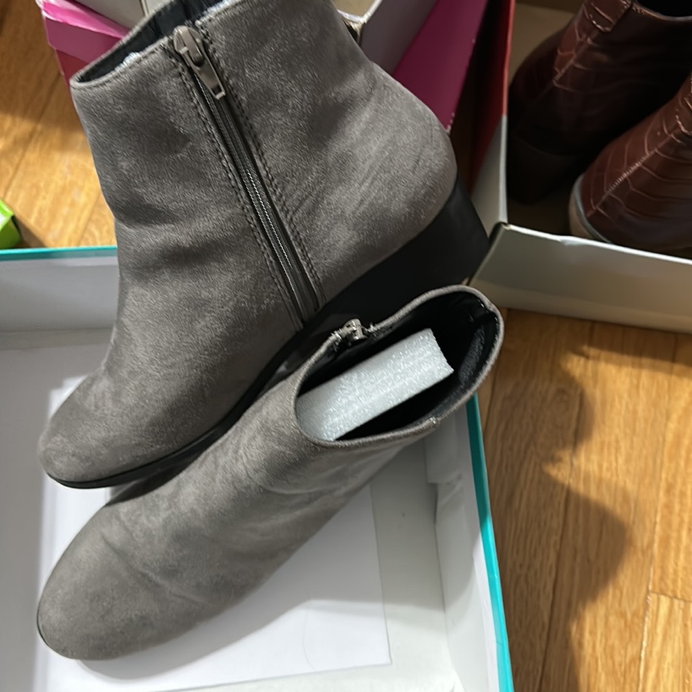 Gray Suede Boots - image 3